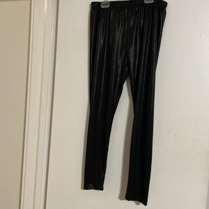 Lbisse shiny black leggings size XL NWT